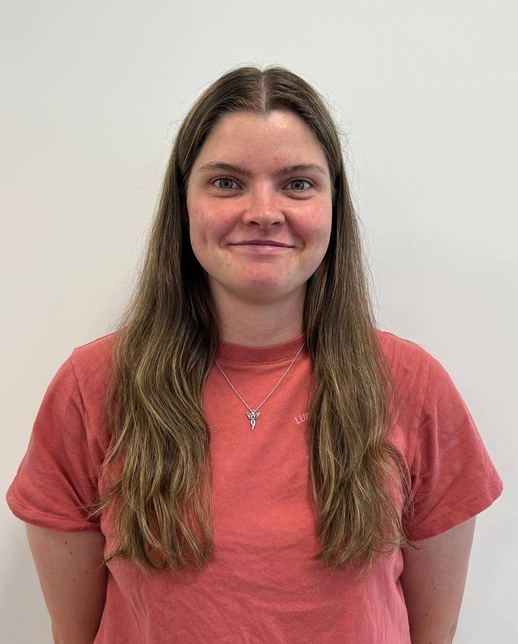 Jessica Wade, Receptionist